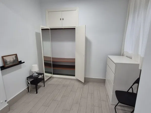 Piso en calle Jorge de Montemayor, 14