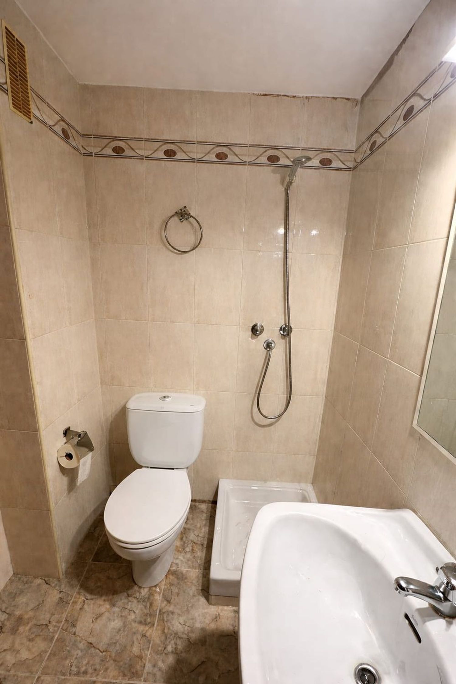 Piso en Barrio Camp Redo - Foto 8