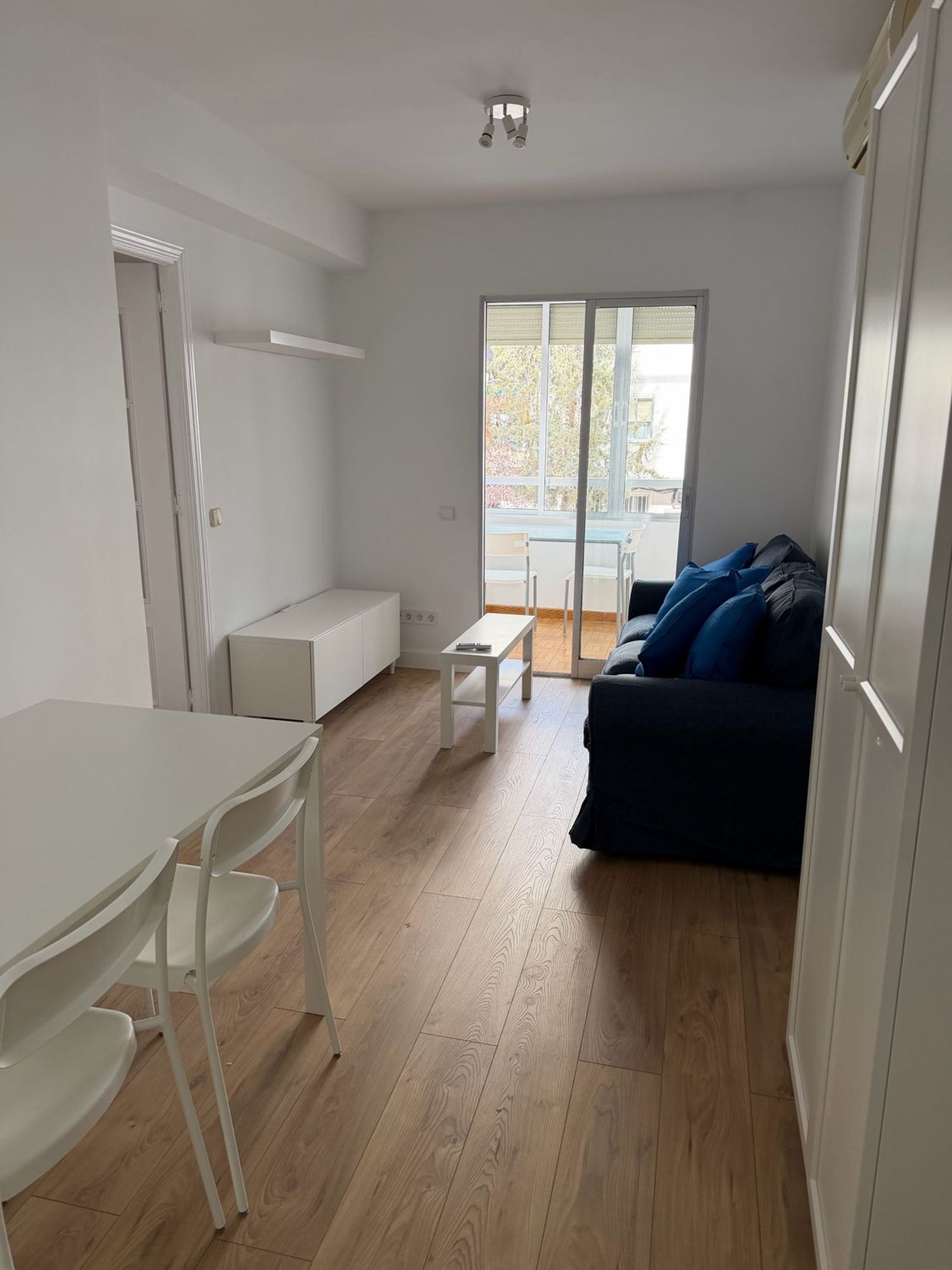 Piso en Juan de la Cierva - Foto 3