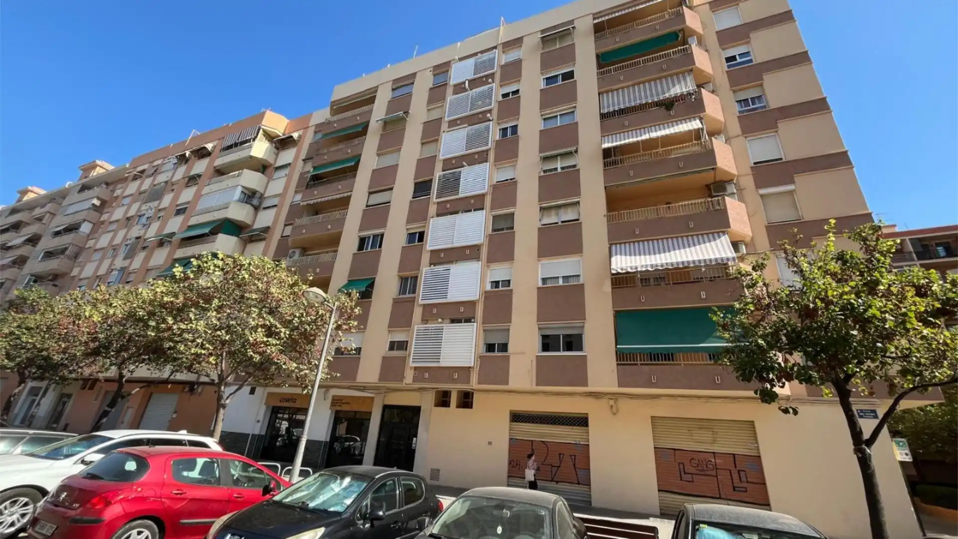 Planta baja en  Plaça del Músic Fayos 40 - Foto 8