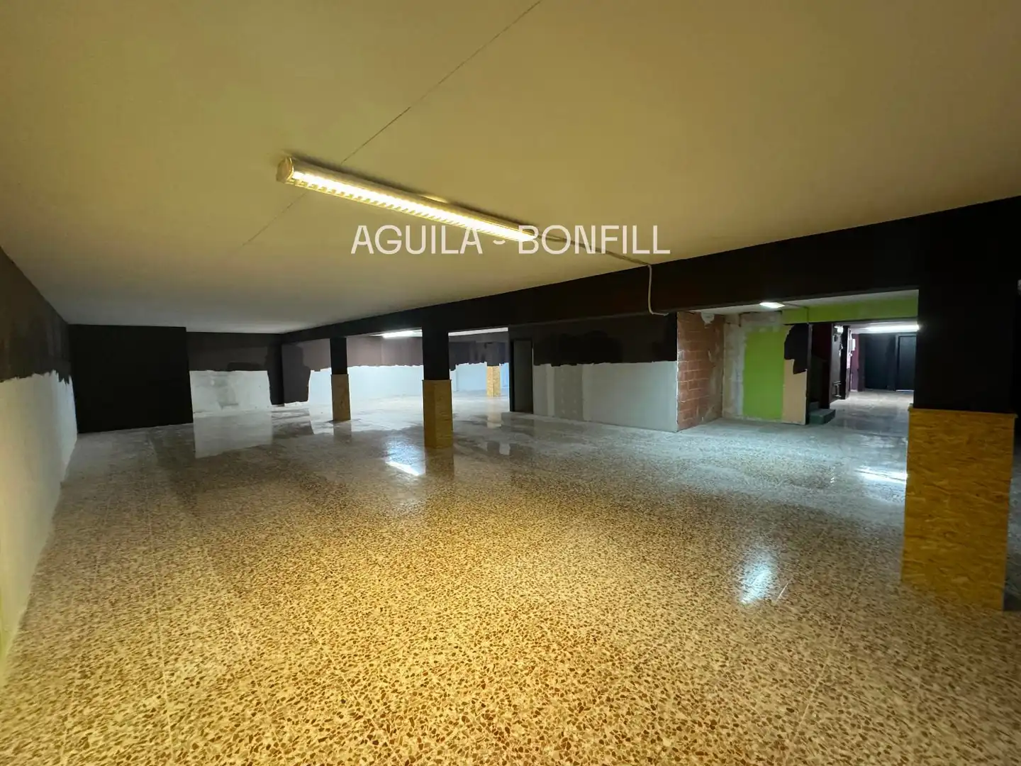 Local comercial en  Córcega 17 - Foto 8
