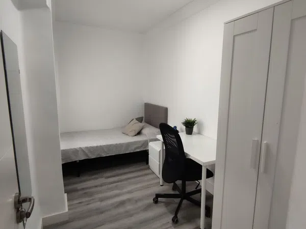 Piso en calle Portal de la Valldigna, 2 - Foto 11