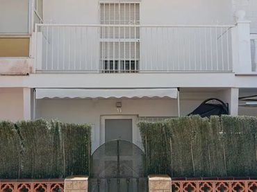 Casa adosada en  Calle Calypso 11 - Foto 2