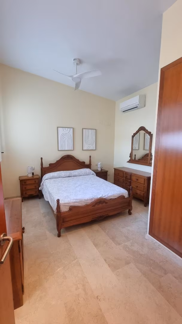 Casa adosada en  Urbanització Cap Blanc 1 - Foto 11