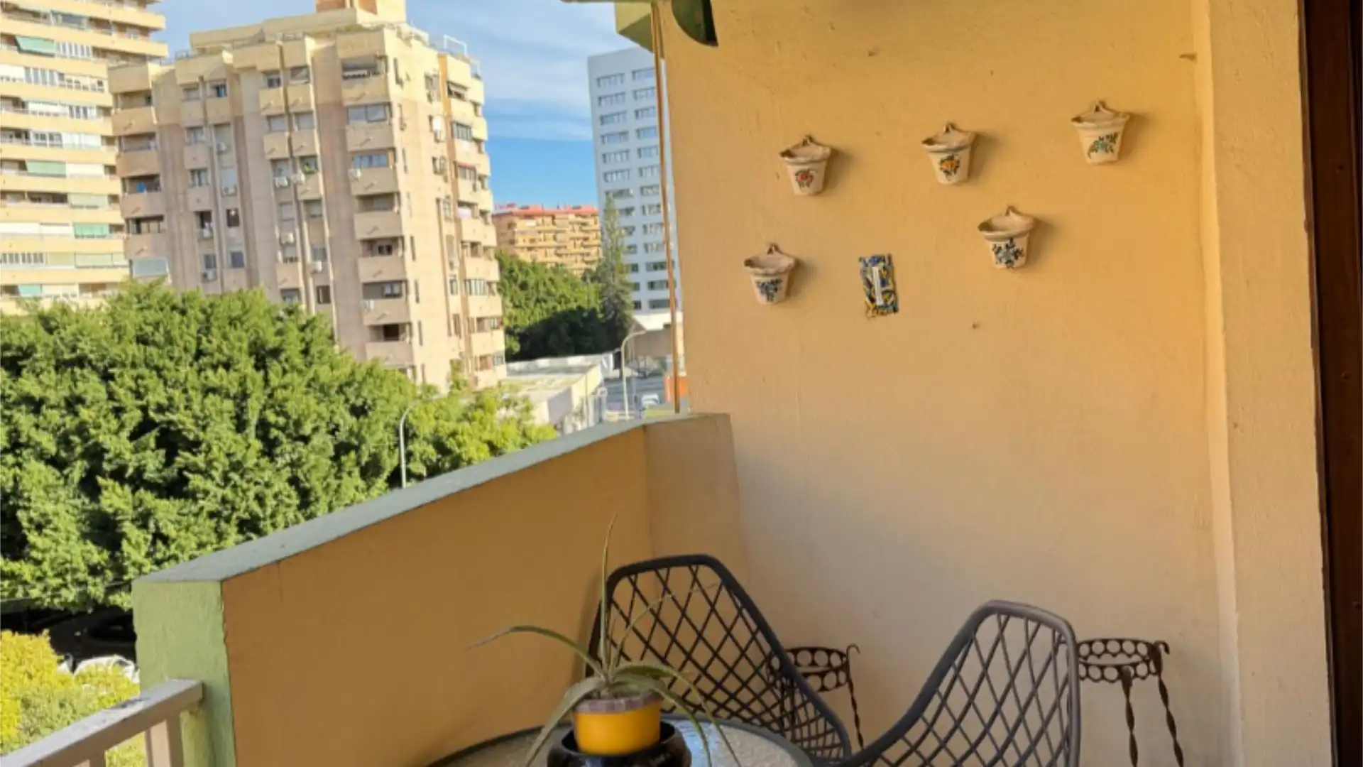 Piso en  Calle Gerona 11 - Foto 2