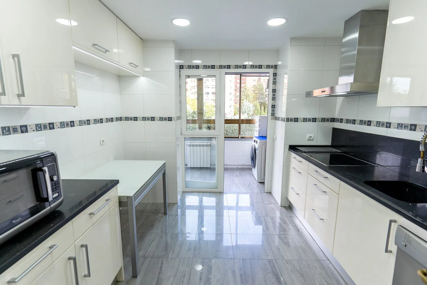 Piso en calle de la Villa de Marín, 34 - Foto 1