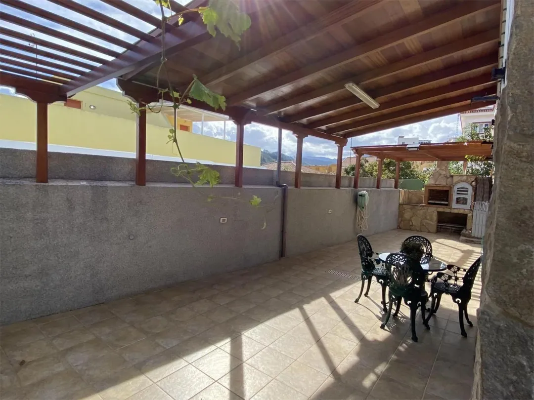 Chalet en  Avenida de la Democracia 39 - Foto 11