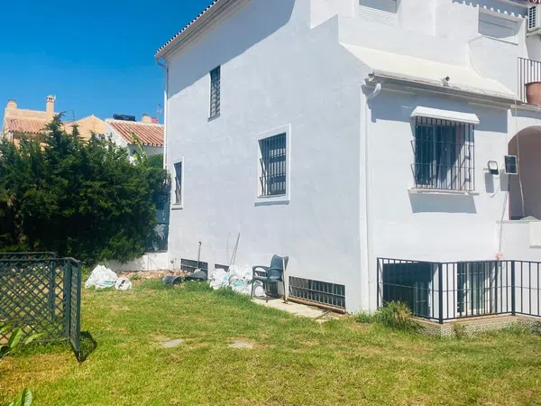 Chalet adosado en Calle García Lorca, 16, Nueva Atalaya - Foto 1