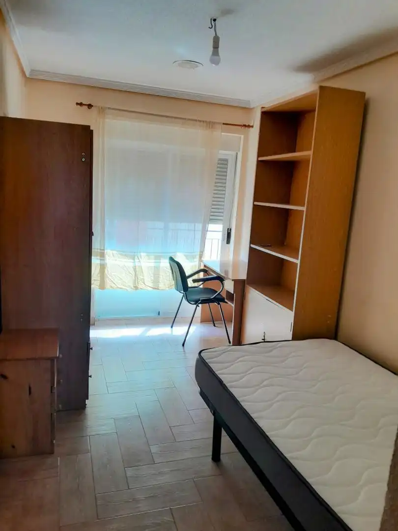 Piso en  Calle Cepeda 10 - Foto 2