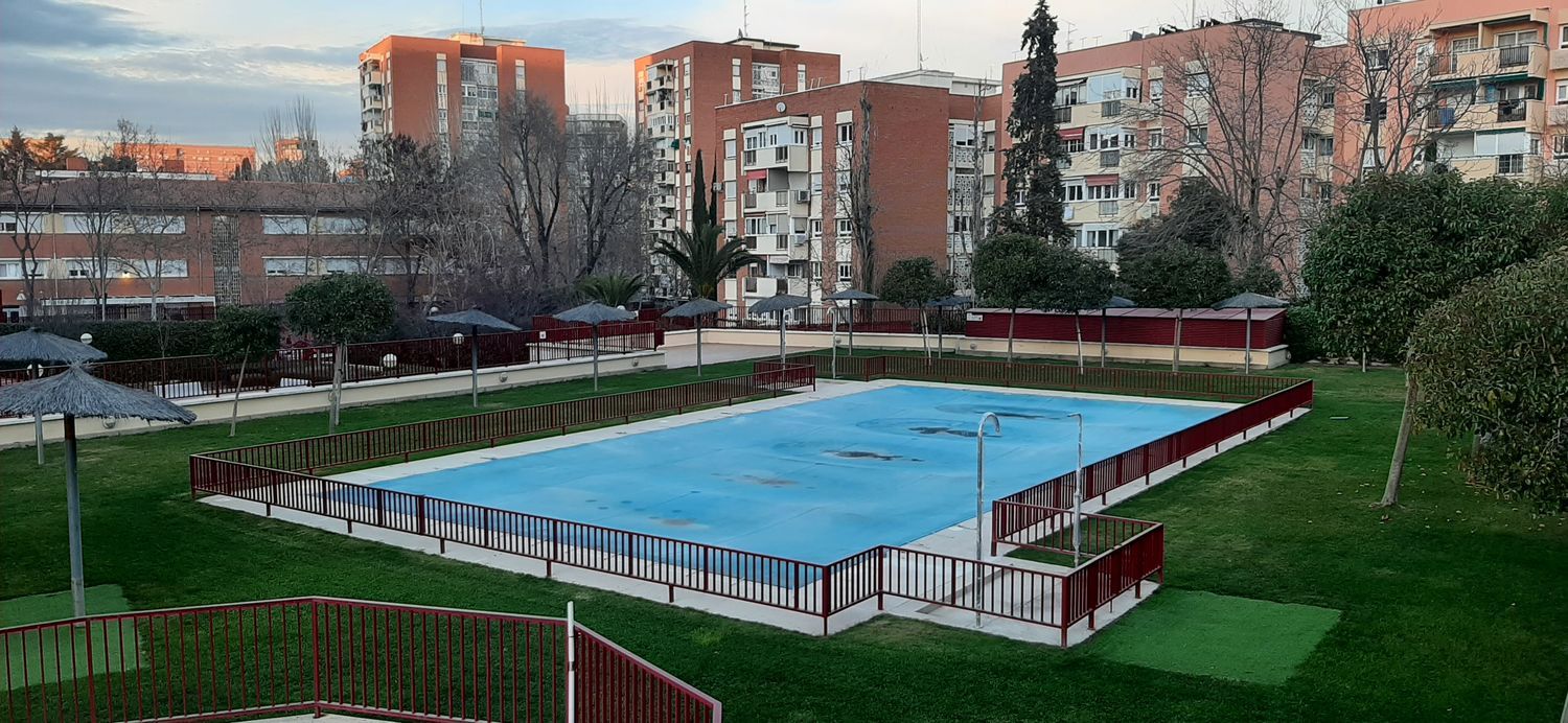 Piso en Barrio Pinar del Rey - Foto 18