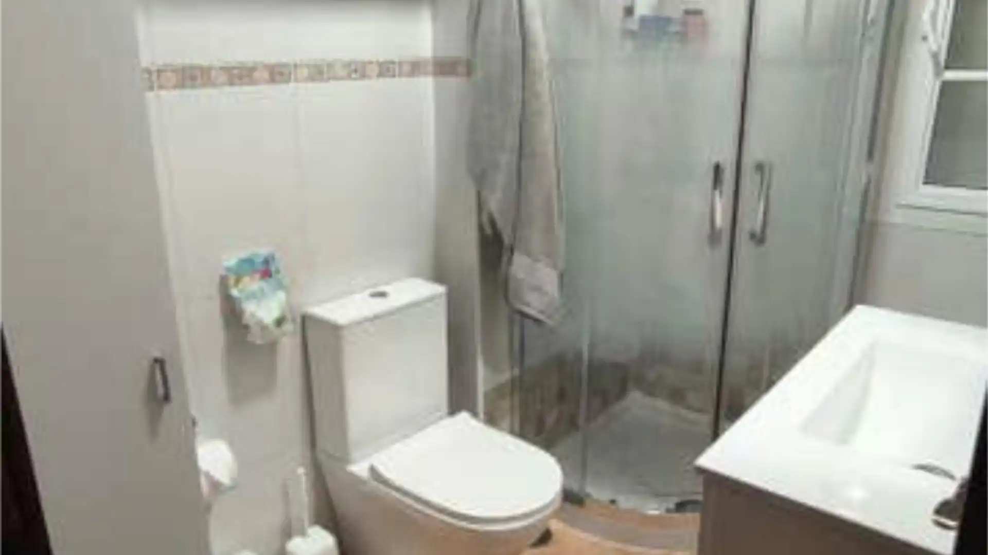 Piso en barriada la moneda - Foto 5