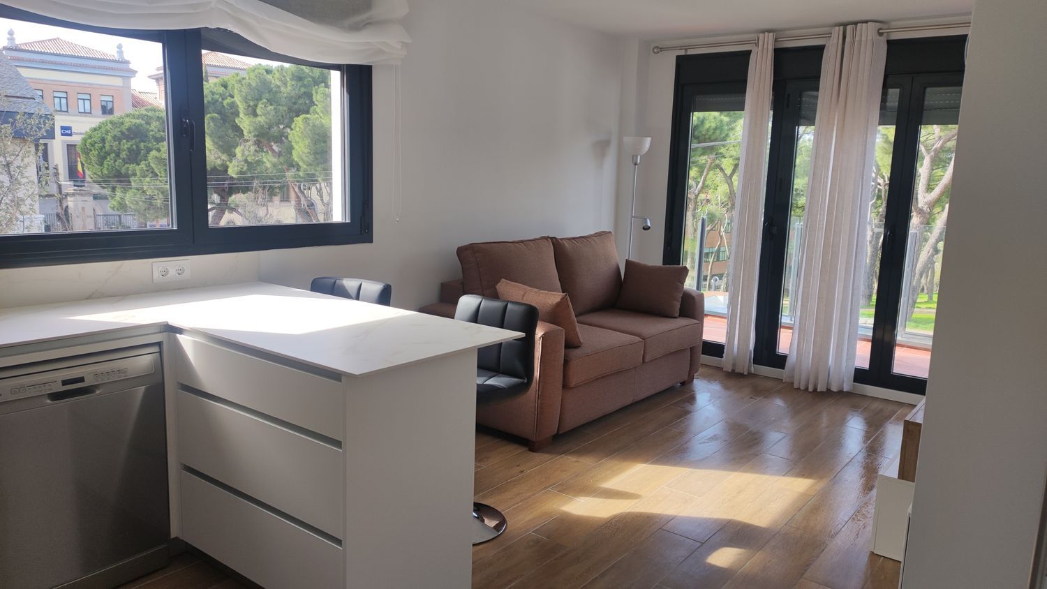 Piso en calle de los Pirineos, 49 b