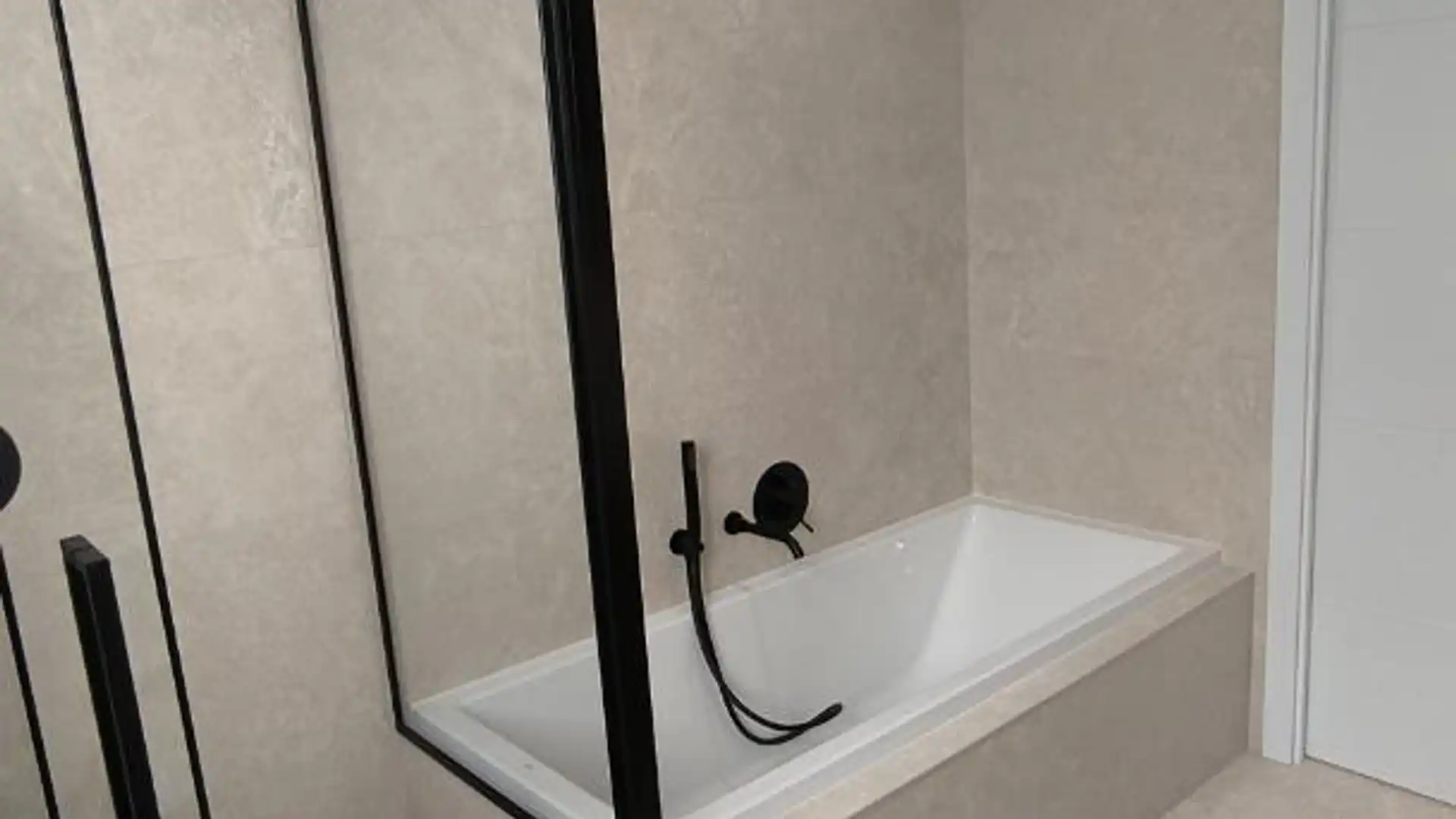 Piso en  Carrer de Gaspar Torrella 9 - Foto 11