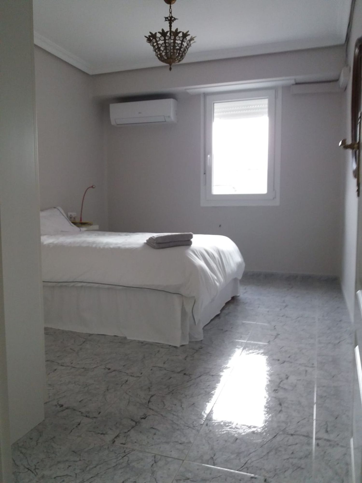 Piso en Calle Esperanza de Triana, 23, López de Gomara - Foto 2
