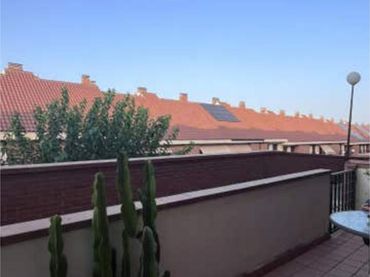 Casa adosada en Urbanización Prado - Foto 2