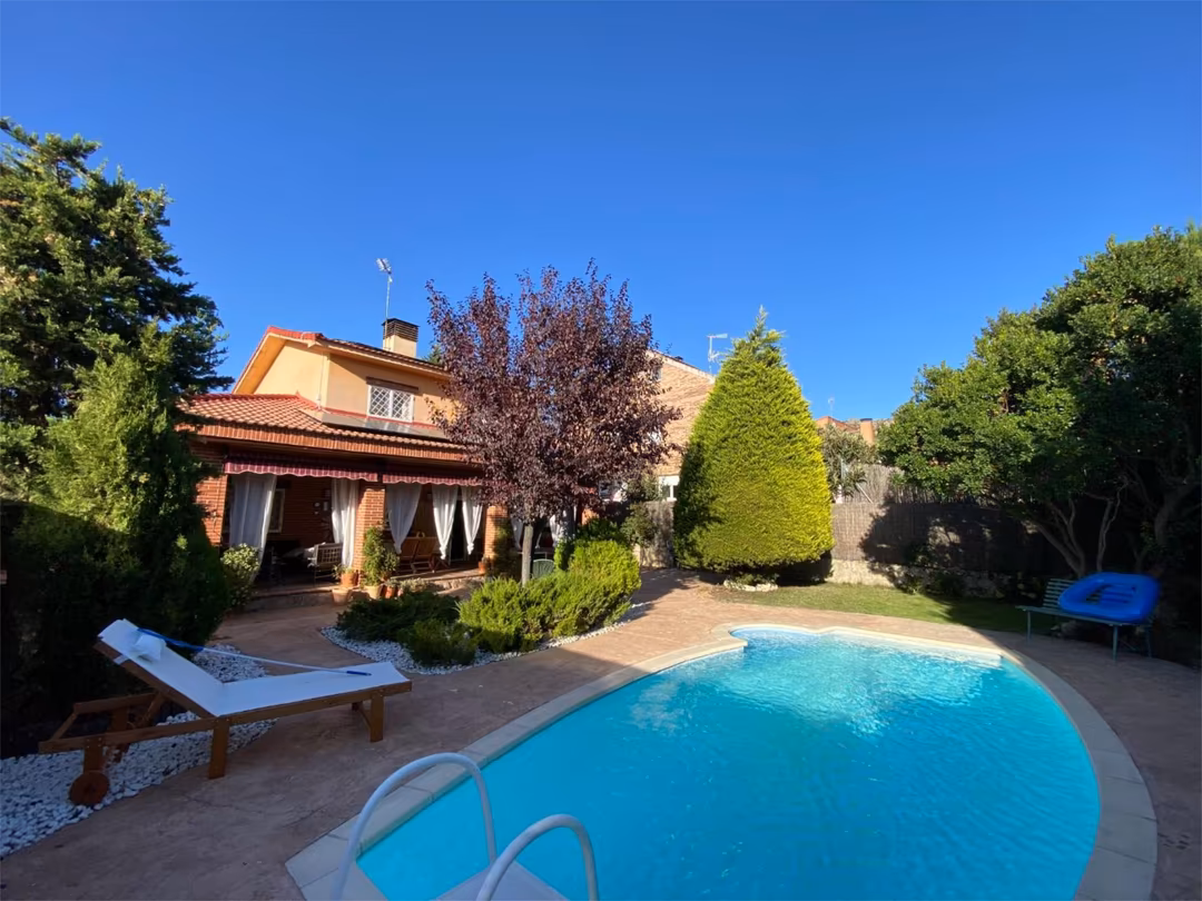 Chalet en  Calle de la Oca 23