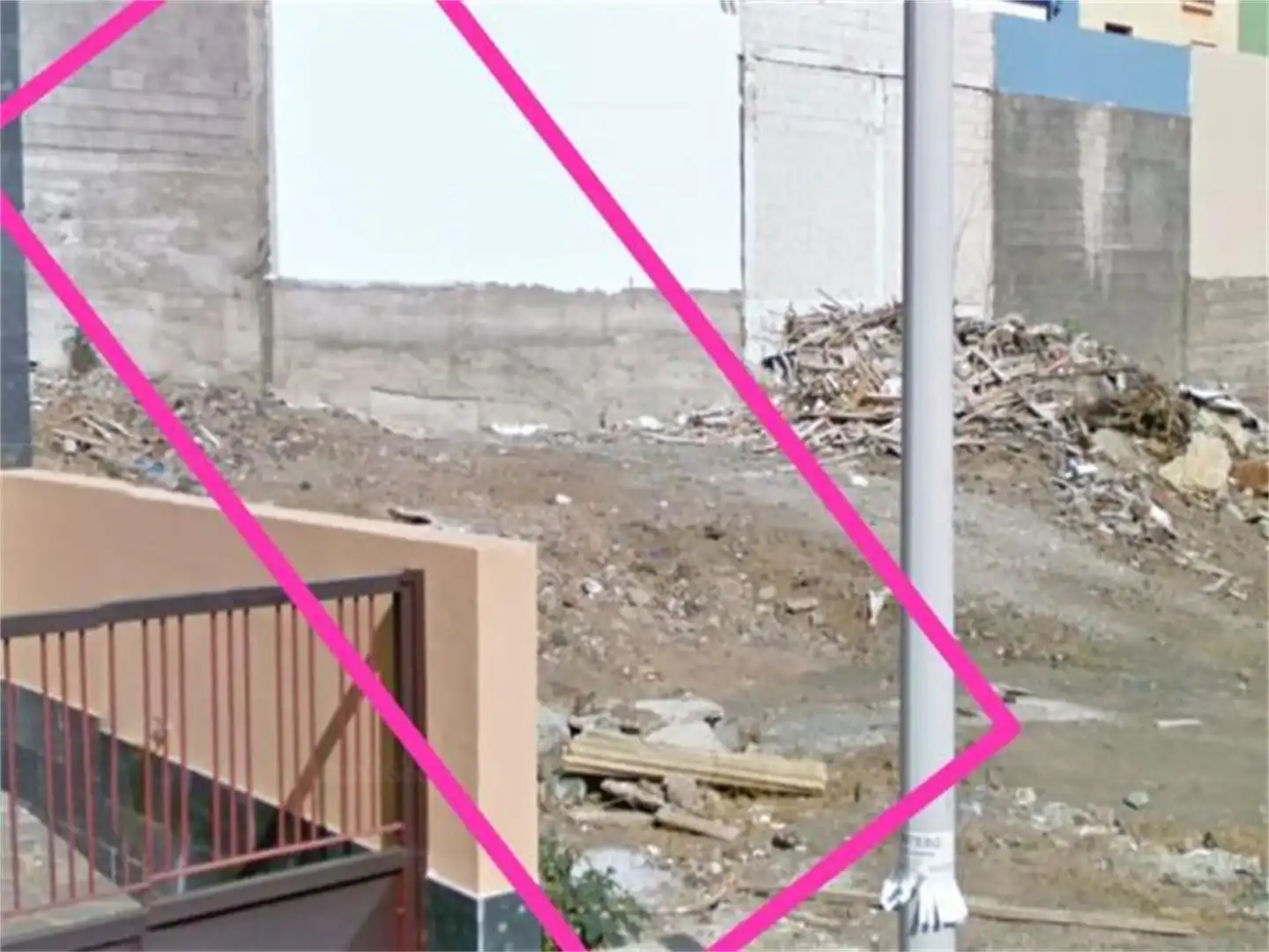 Terreno Urbanizable en  Calle Álvaro Peña Ramos - Foto 2