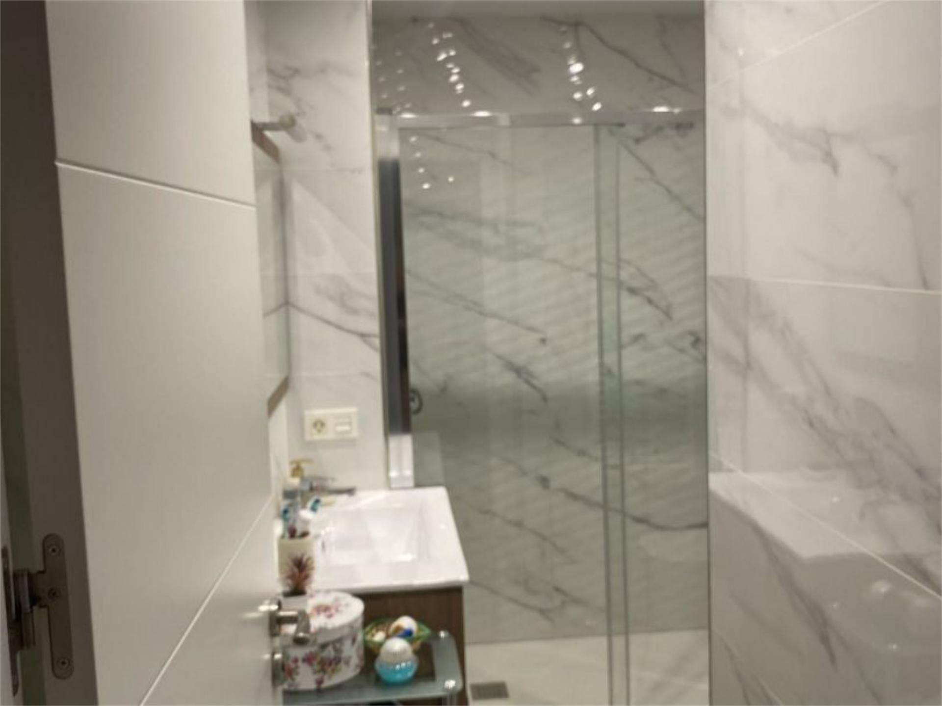 Piso en  Calle San Francisco Javier 6 - Foto 6