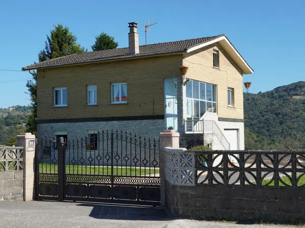 Casa o chalet independiente en Carbayin-Lieres-Valdesoto, Carbayin-Lieres-Valdesoto - Foto 2