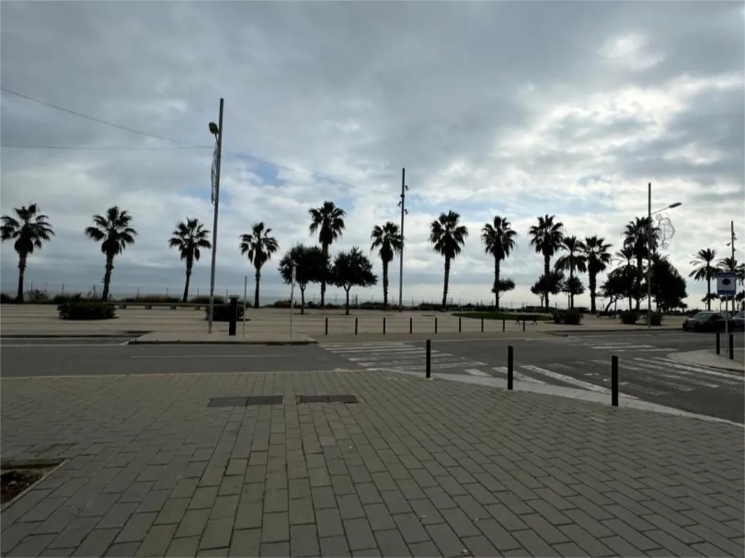 Piso en  Carrer de la Mar Tirrena 9 - Foto 2