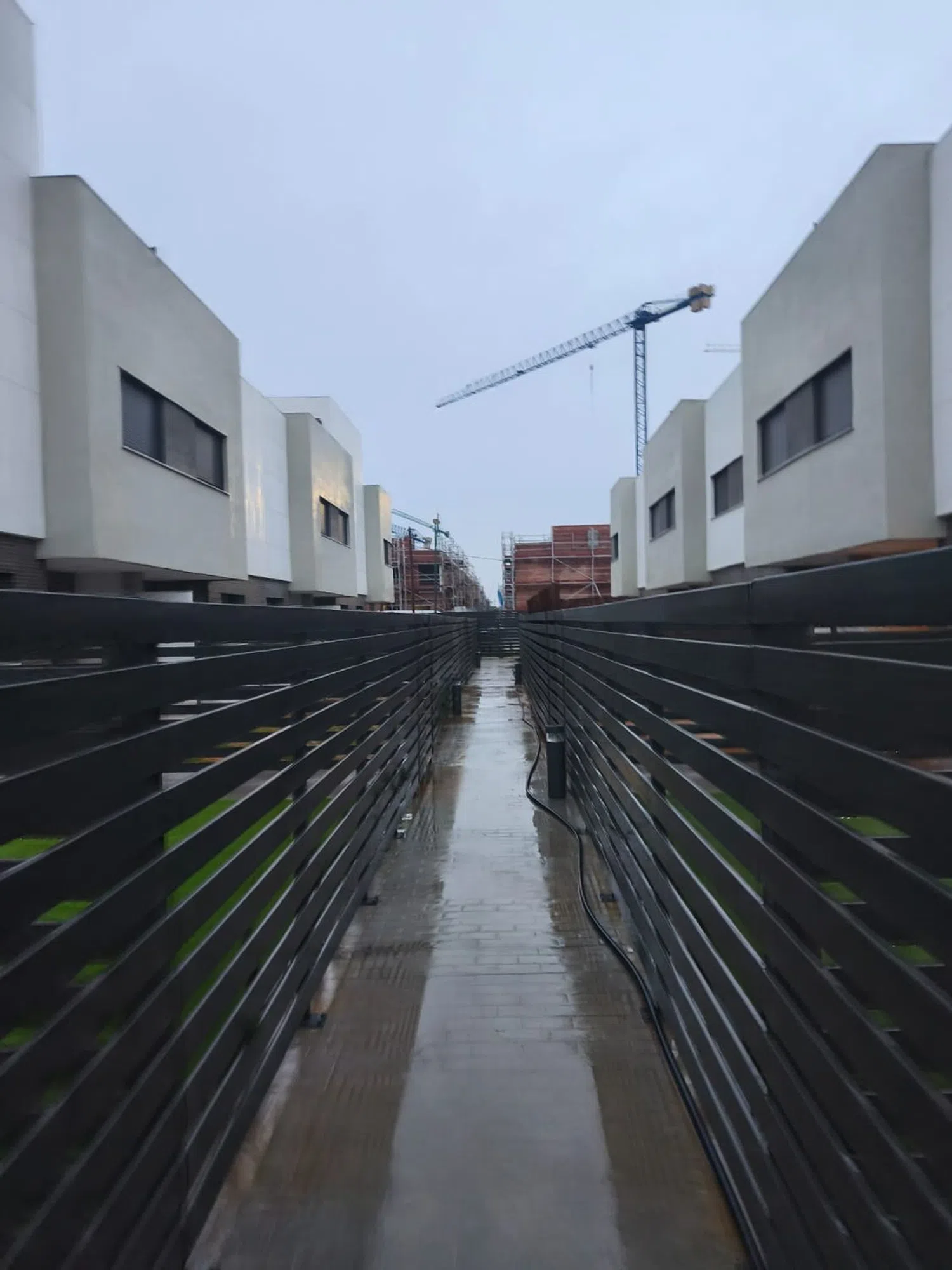 Chalet adosado en avenida de Palmas Altas, 7 - Foto 4