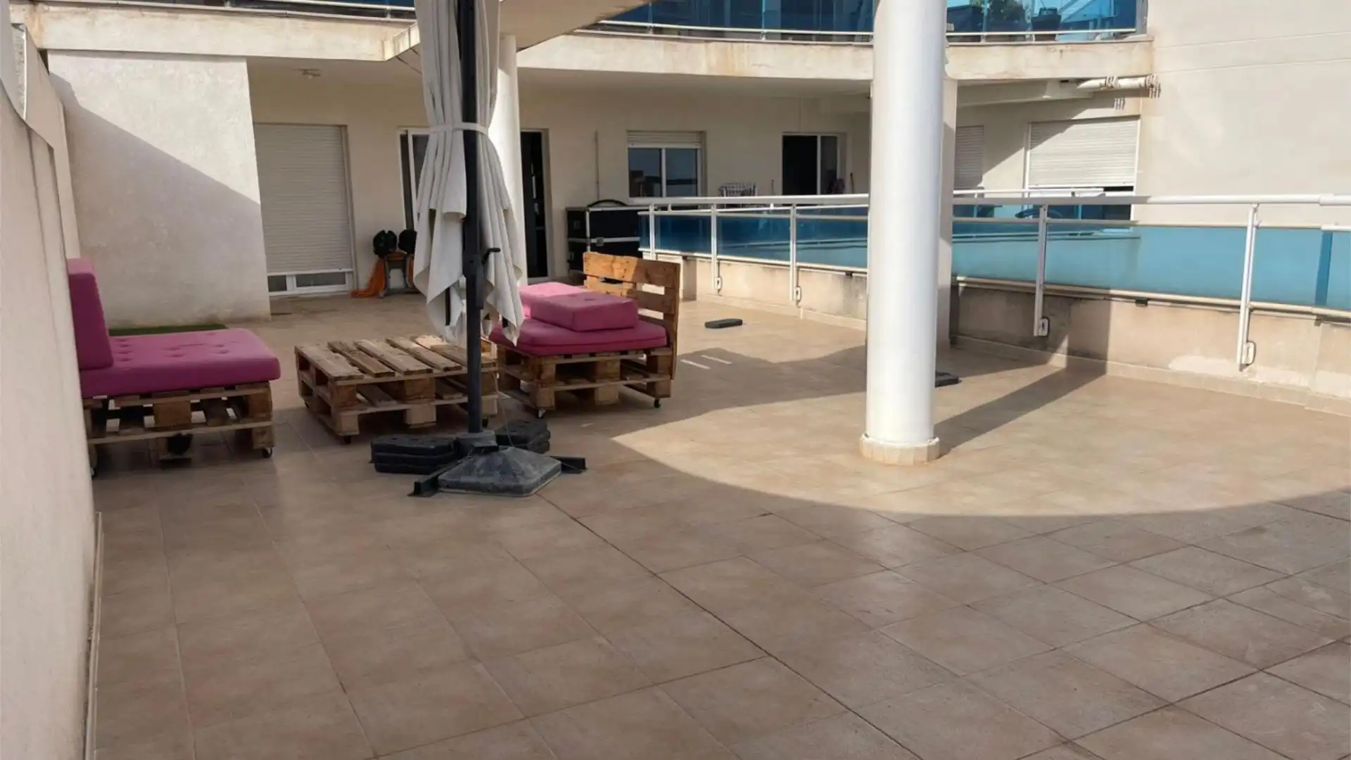 Piso en  Carrer Llevant 7 - Foto 3