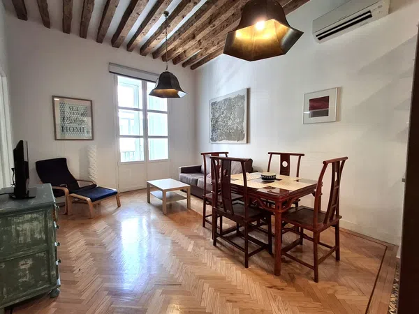 Piso en calle de la Montera, 33