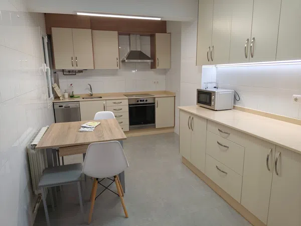 Piso en calle de San Pedro de Mezonzo, 40 - Foto 5