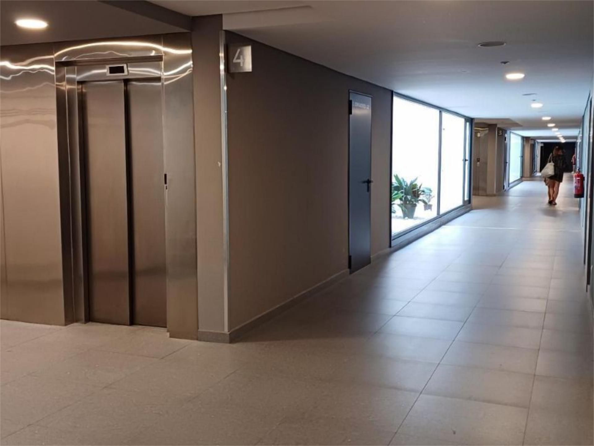 Piso en  Avenida de las Ciencias 17 - Foto 29