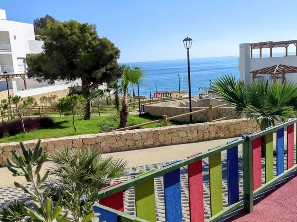 Chalet adosado en Calle Altea, 7 , Bungalow 51, Pueblo Acantilado - Lanuza, Pueblo Acantilado - Lanuza - Foto 4