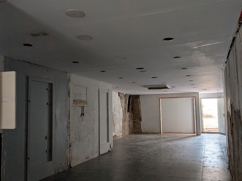 Local comercial en  Carrer de les Parellades 29 - Foto 6