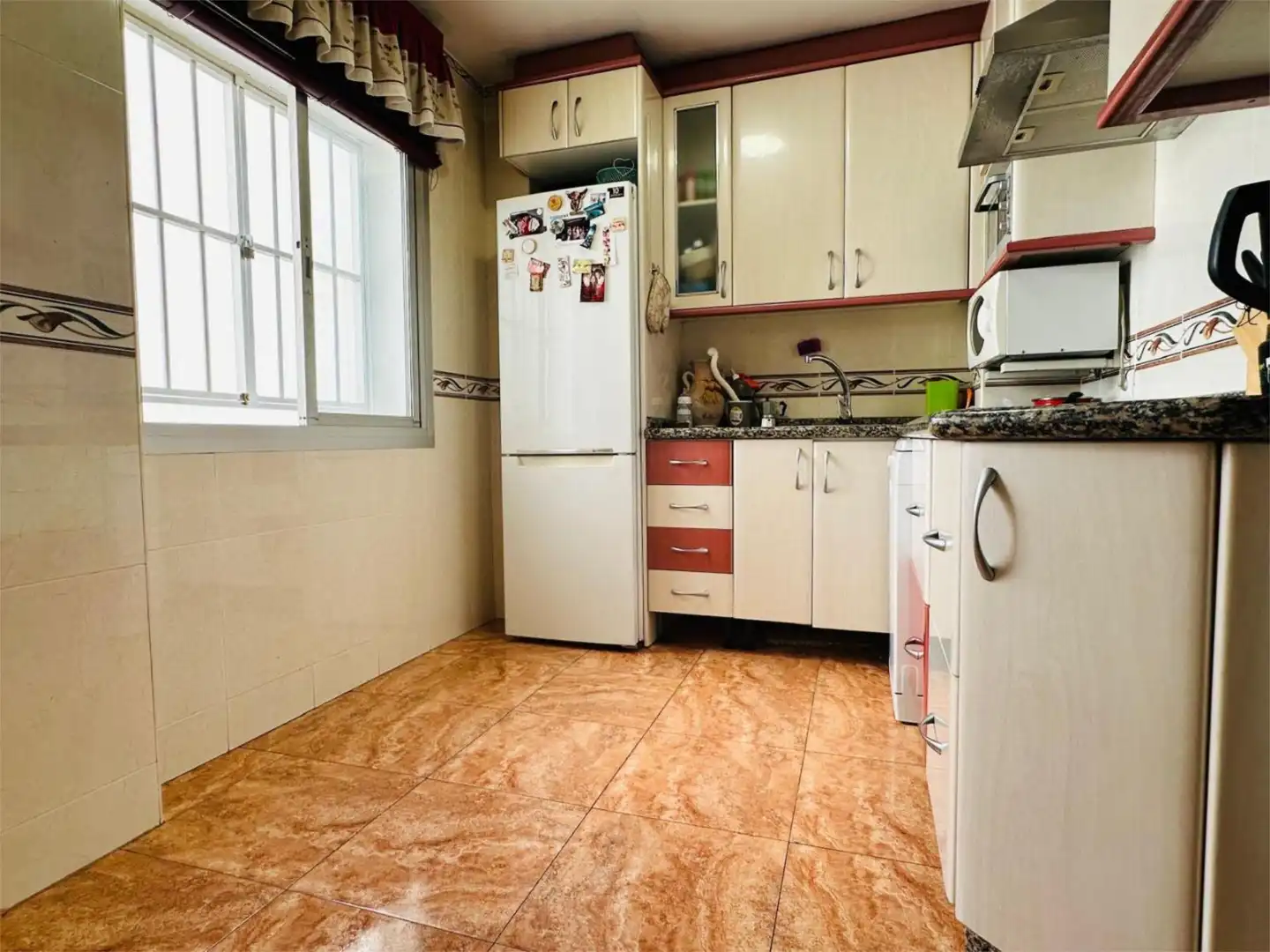 Piso en  Calle Marqués de Ovieco 14 - Foto 3