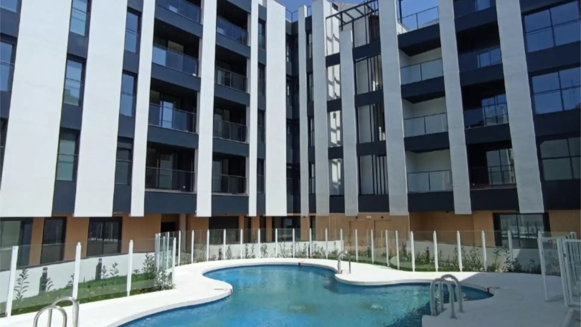 Ático en  Calle de Sebastián Elcano 8 - Foto 1