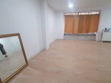 Local comercial en Mislata - Foto 3