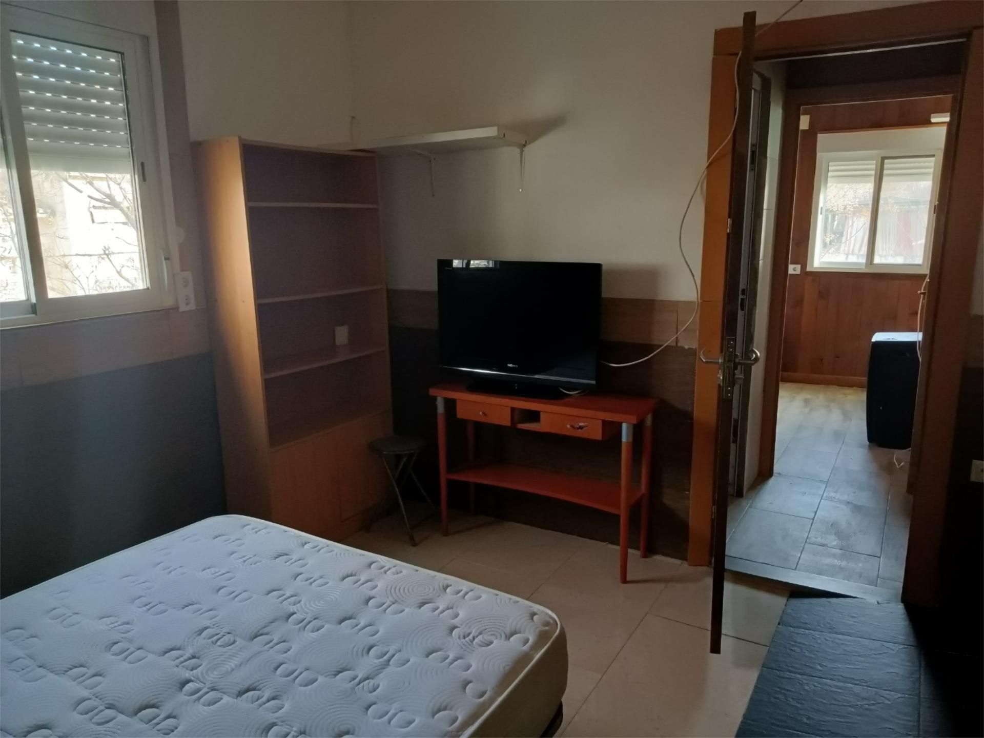 Casa adosada en  Calle Pedro de Moya 17 - Foto 3