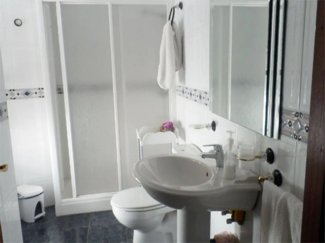 Casa adosada en  Calle Pompeyos 4 - Foto 16