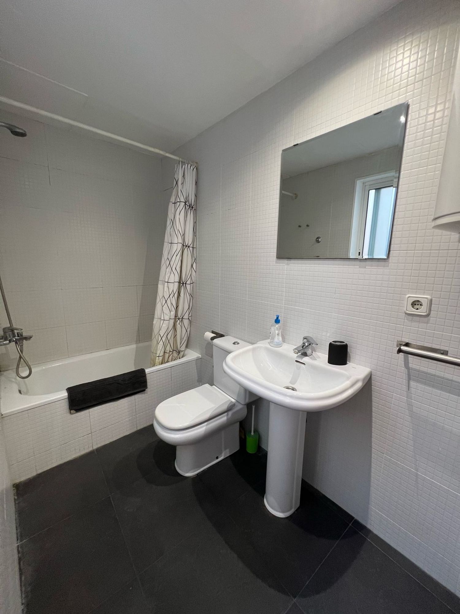 Estudio en Calle de Picalquers, 14, El Raval - Foto 4