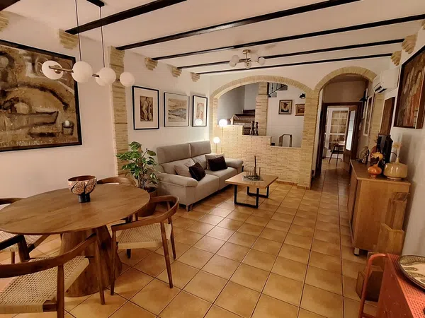 Chalet adosado en Plaza del Castell, 4 - Foto 1
