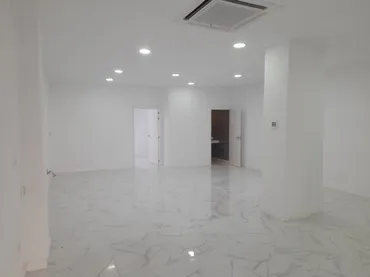 Local comercial en  CORNELLA - Foto 8