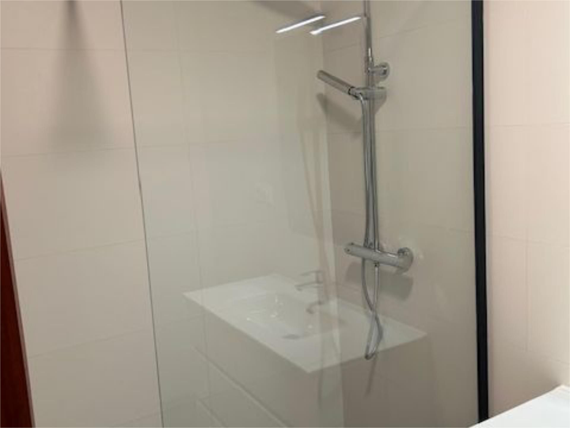 Piso en  Calle Carlos de Cepeda 3 - Foto 9