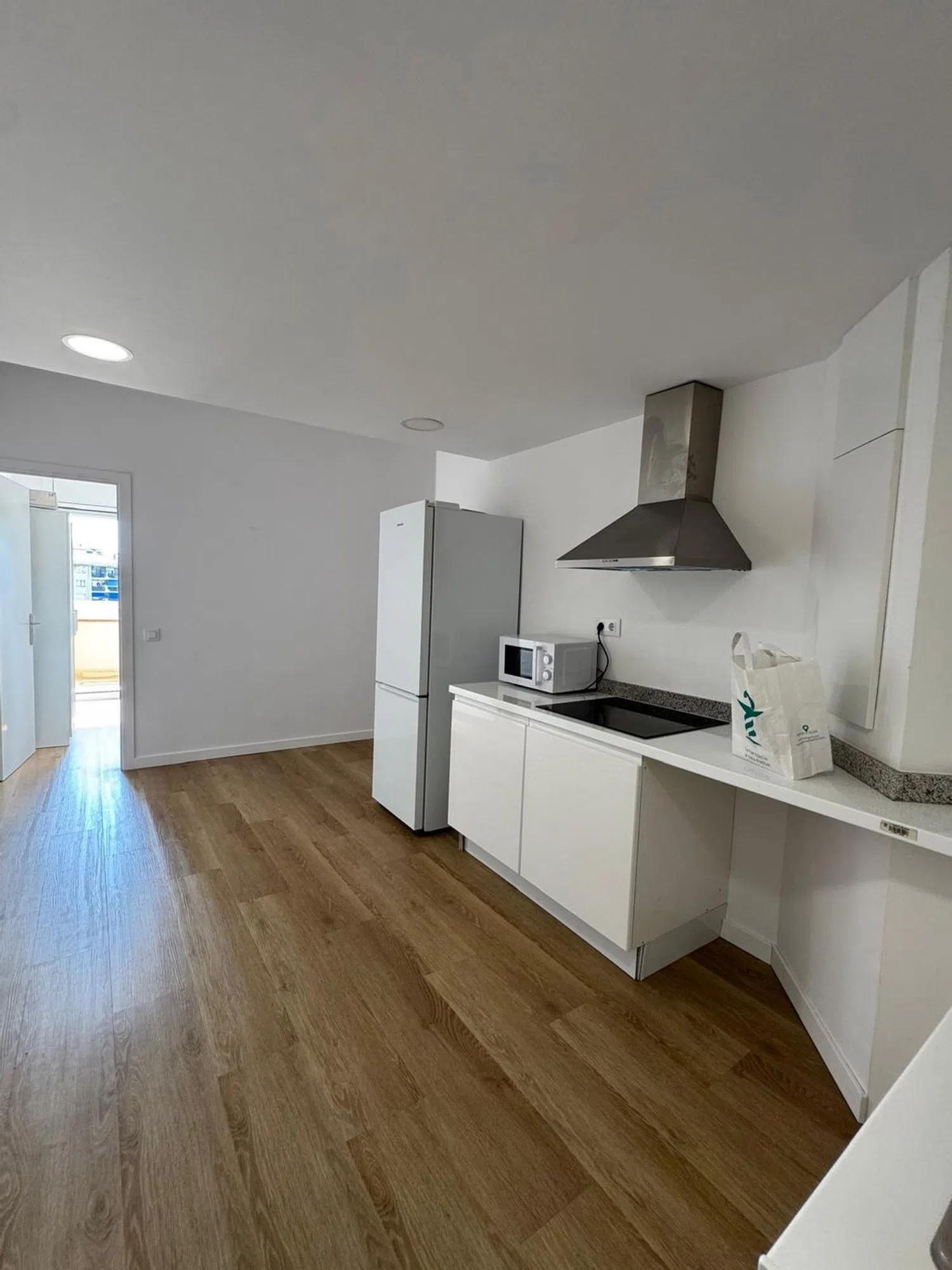 Piso en avenida de Francesc Macià, 78 - Foto 7