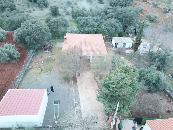 Finca rústica en Urbanización Virgen del Monte Xxxii, 5 - Foto 2