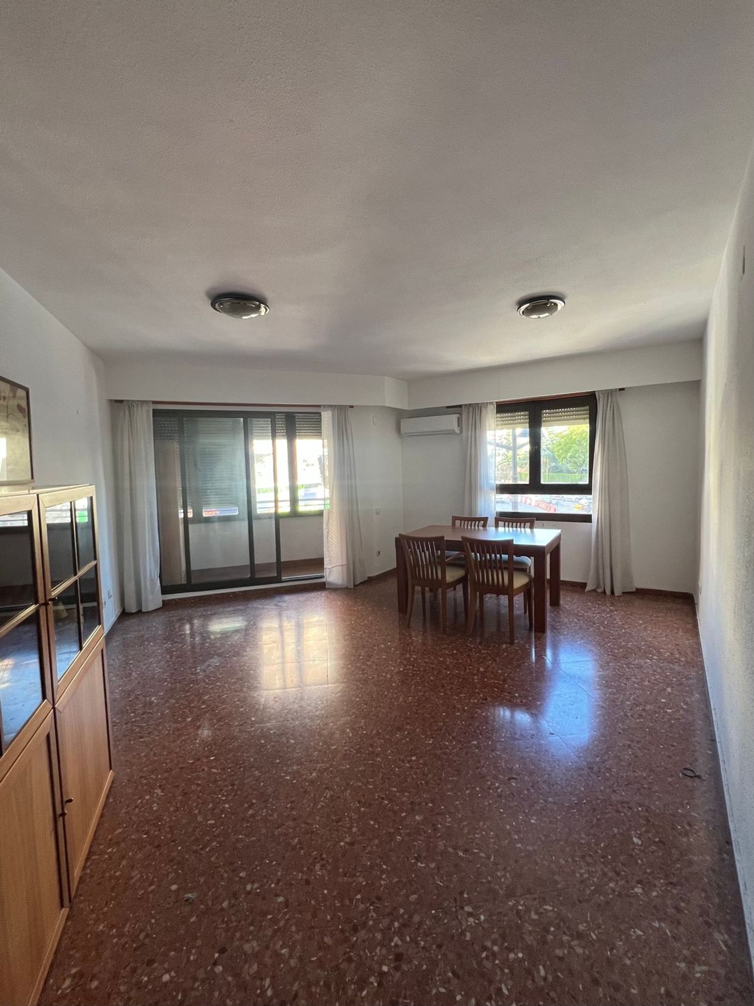 Piso en avenida de Pérez Galdós, 137