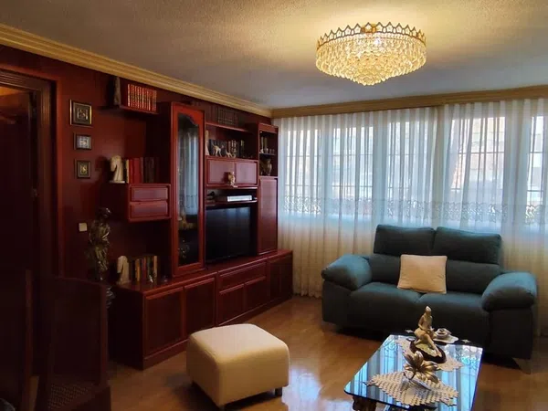 Piso en calle Pico de los Artilleros, 94