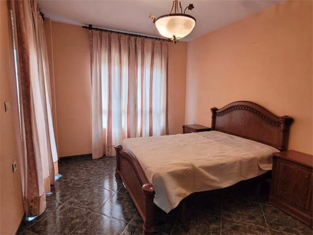 Piso en Avenida Blas de Otero - Foto 4