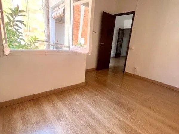 Piso en Calle de Panissars, Sants - Foto 8