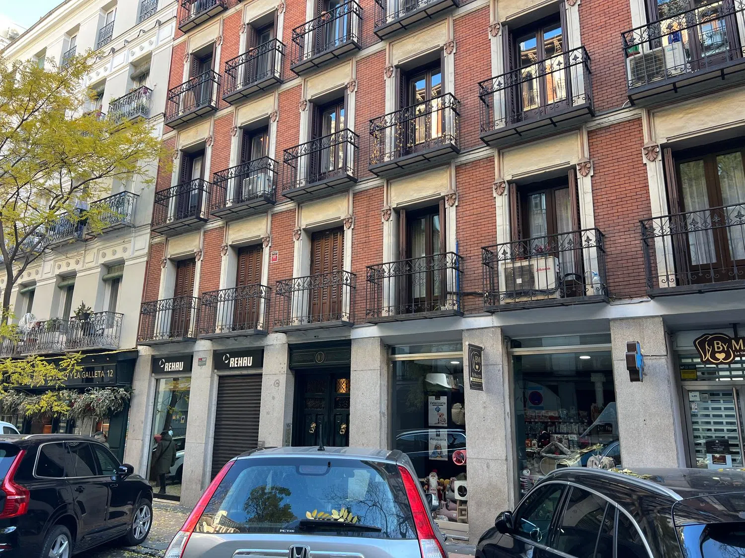 Piso en calle de Castelló, 10 - Foto 1