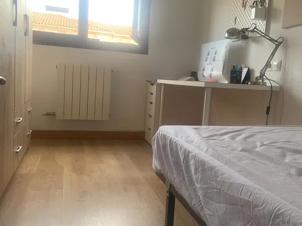 Piso en Calle Poeta Jesús Rasueros, 31, Pizarrales, Pizarrales - Foto 3