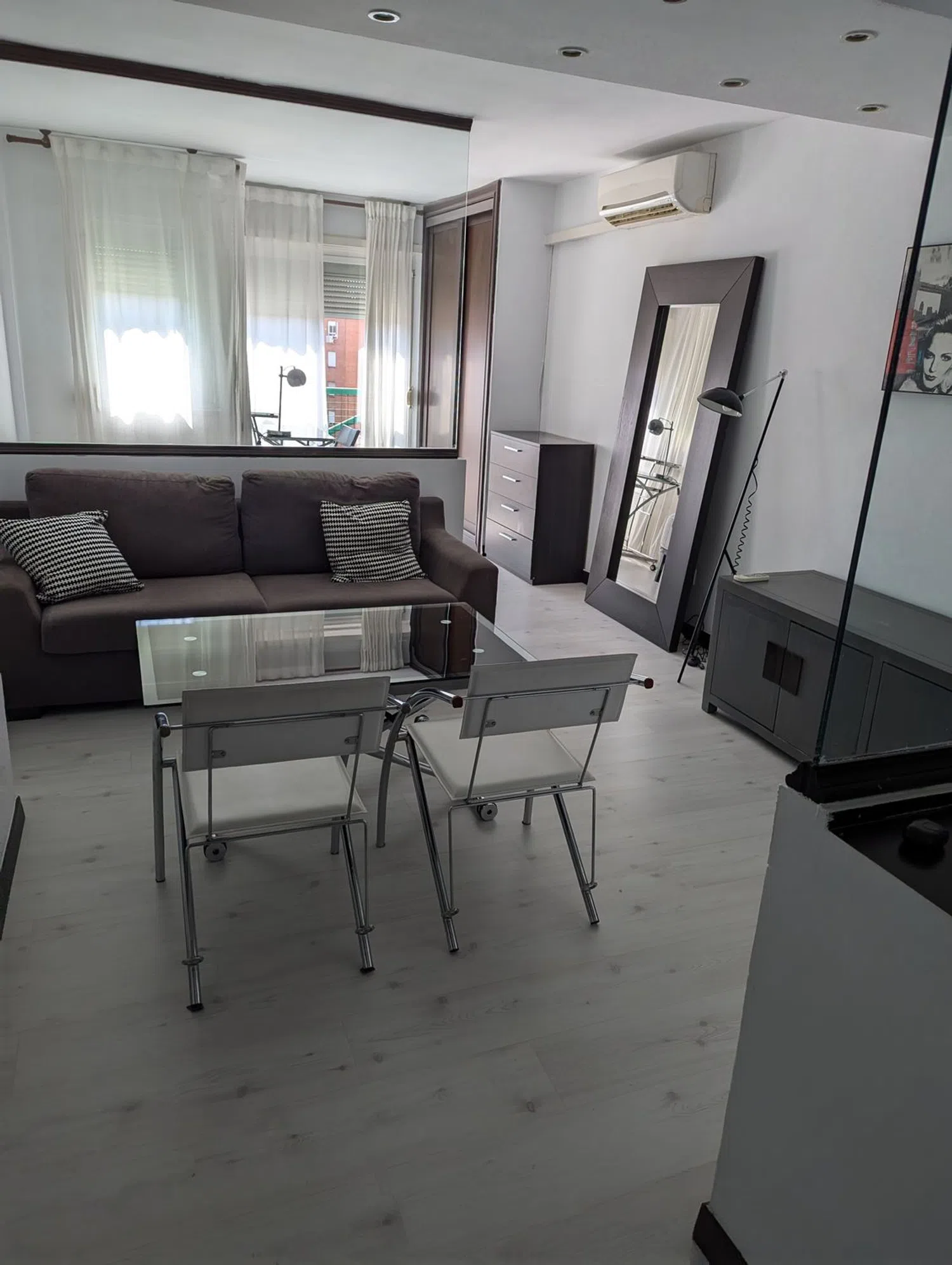 Estudio en calle Naves, 9 - Foto 4