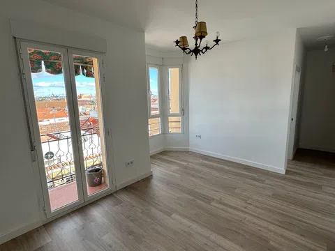 Ático en calle de Juan Antón, 8